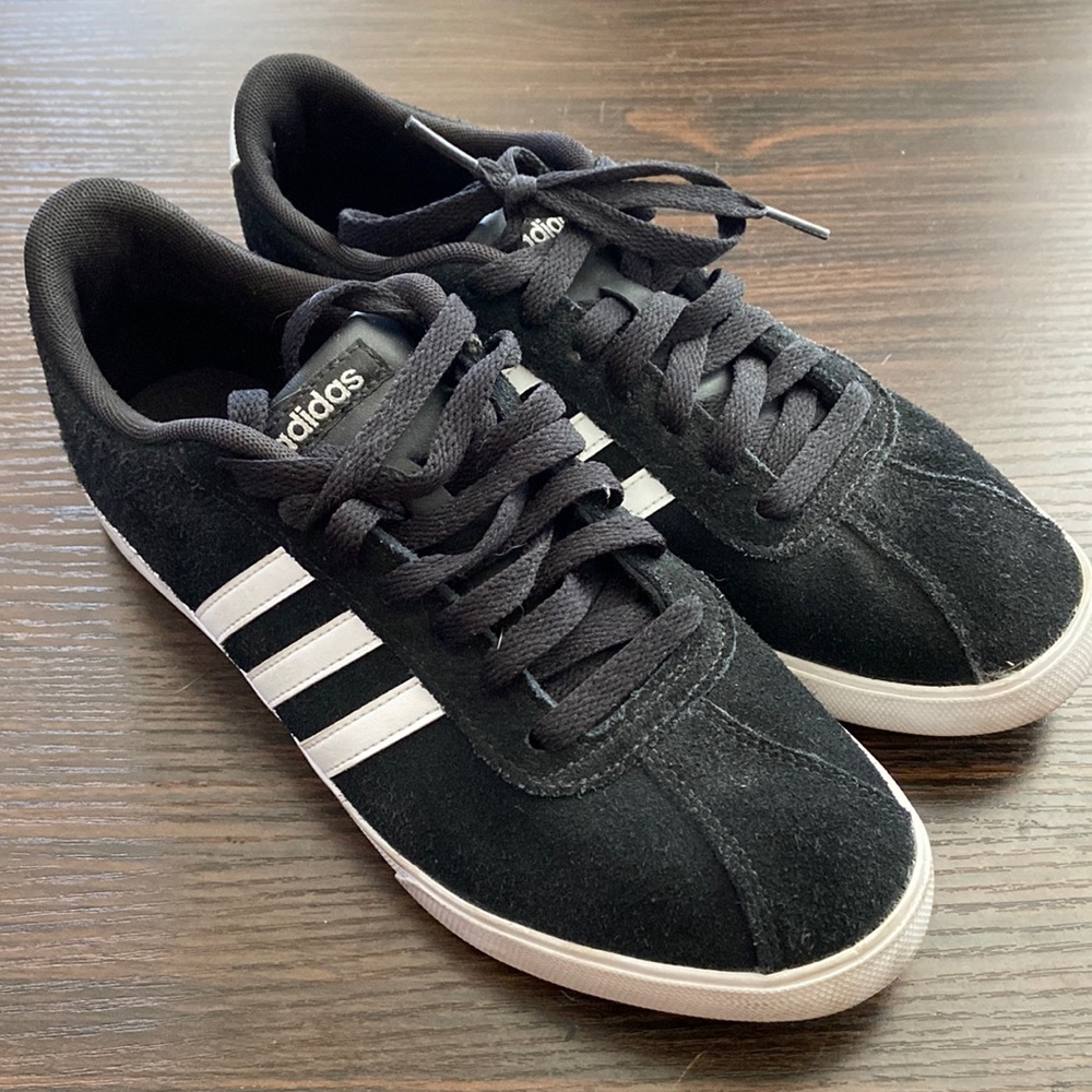 Adidas Courtset black suede W8